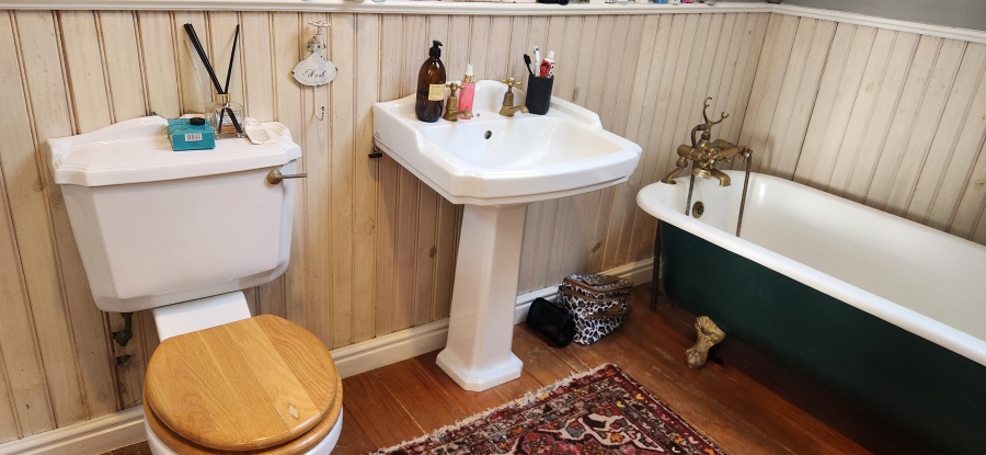 To Let 2 Bedroom Property for Rent in Harfield Village Western Cape